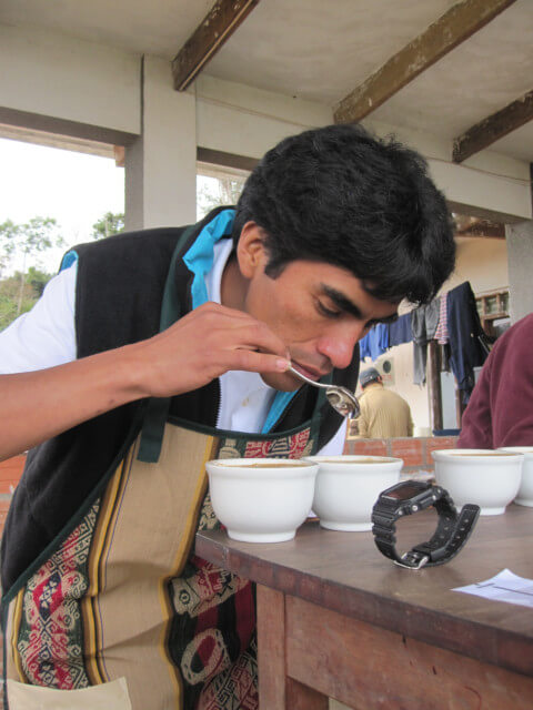 ボリビア　センダ・サルバヘ　カルメロ アンド レネ